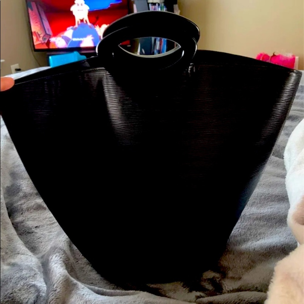 Authentic Louis Vuitton handbag